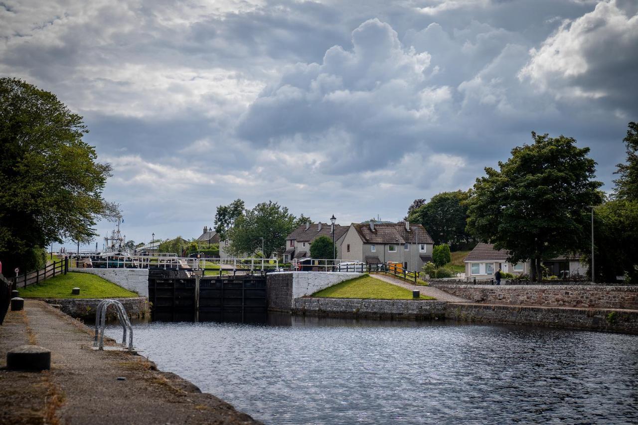 Great Glen Way Canal Side Apartment Inverness Exterior photo